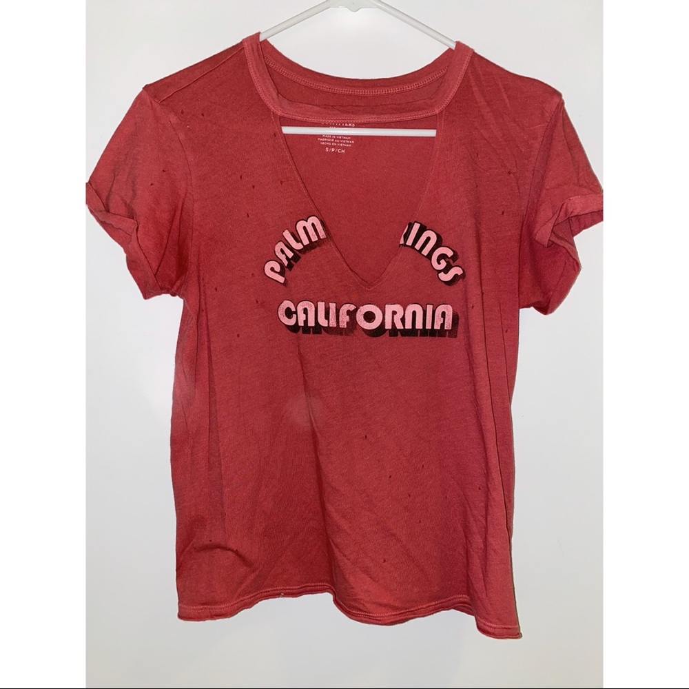 Slightly cropped v neck top